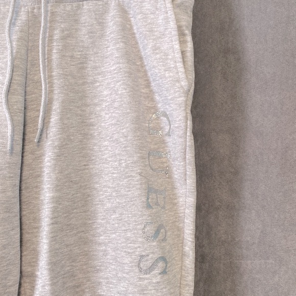 GUESS Joggers NWOT - Picture 2 of 6